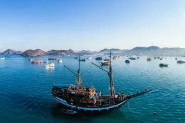 daily komodo tour Gili Trawangan Tour & Travel