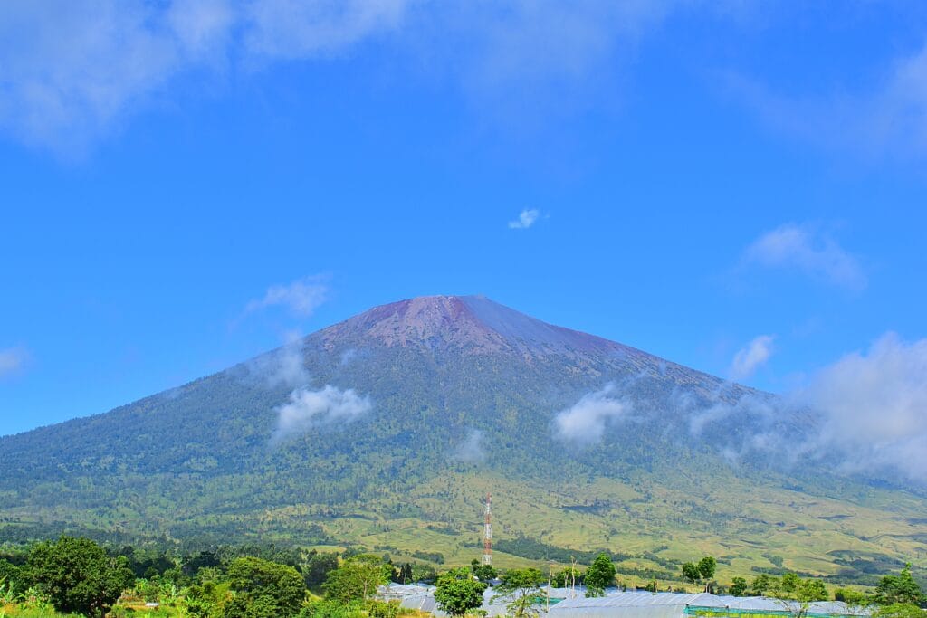 Rinjani Open Trip Packages