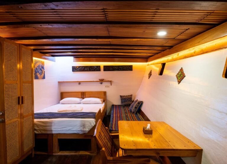 la isla de komodo, tour, tour de komodo, de komodo, excursión en barco, la isla de komodo, excursión en barco