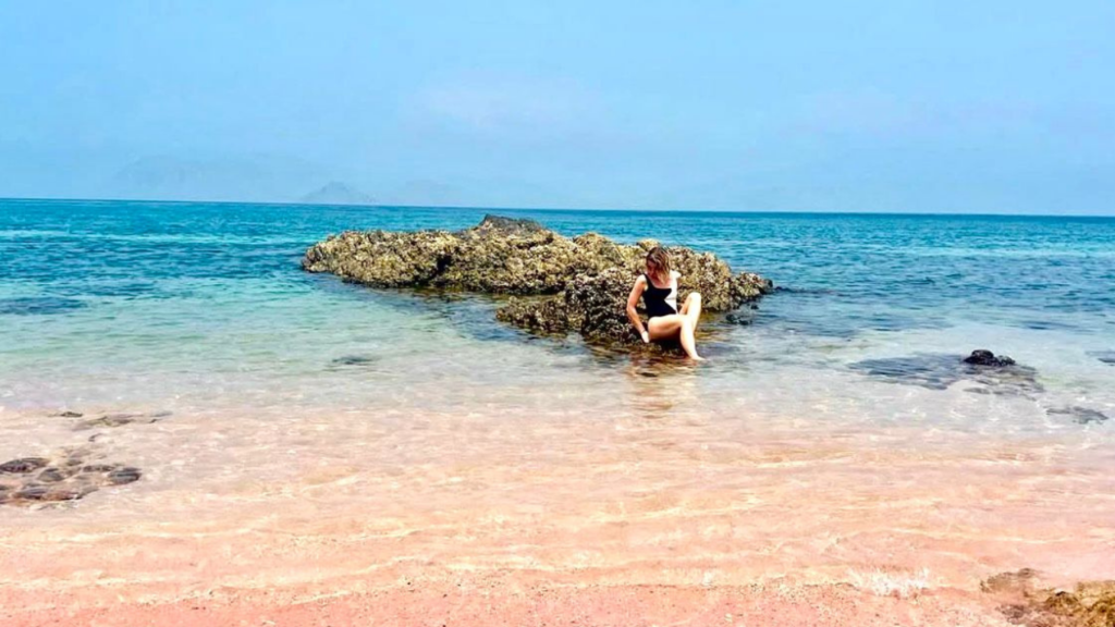 lombok 3 days 2 nights tour package 2 gili trawangan tour & travel 3D2N Gili T – Kuta – Pink Beach Tour (With Airport Pickup)